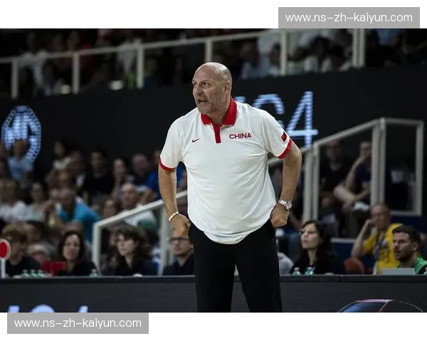 篮坛幻梦与现实之镜：中国男篮在法兰西高塔下的突围与回响